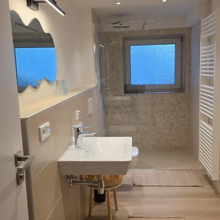 בית נופש Hof Busen Malibu *